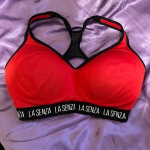 La Senza padded sports bra size D/DD
